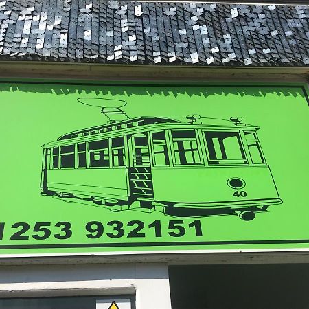 Number 40 - No Multiple Room Bookings Blackpool Buitenkant foto
