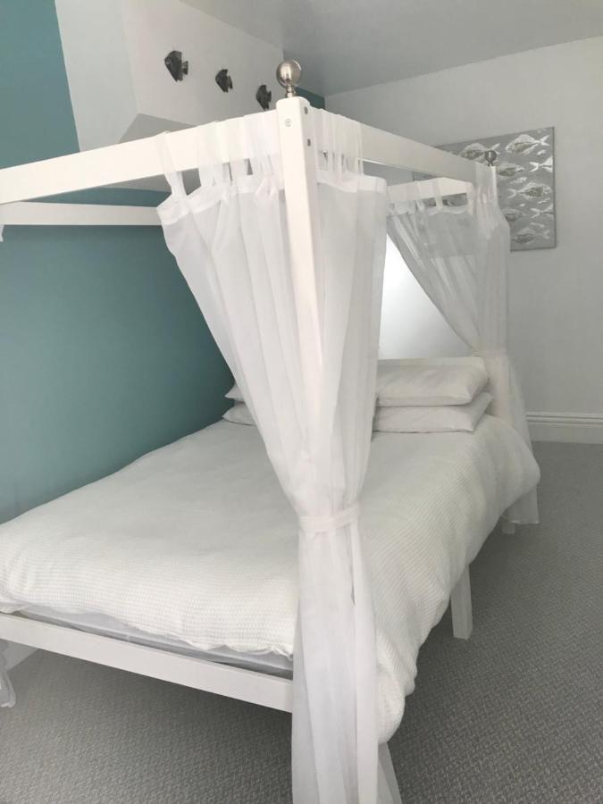 Number 40 - No Multiple Room Bookings Blackpool Buitenkant foto
